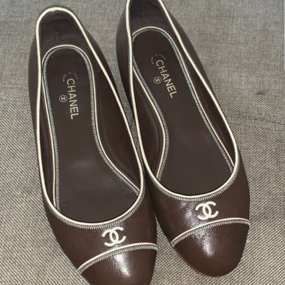 Chanel Brown Flats